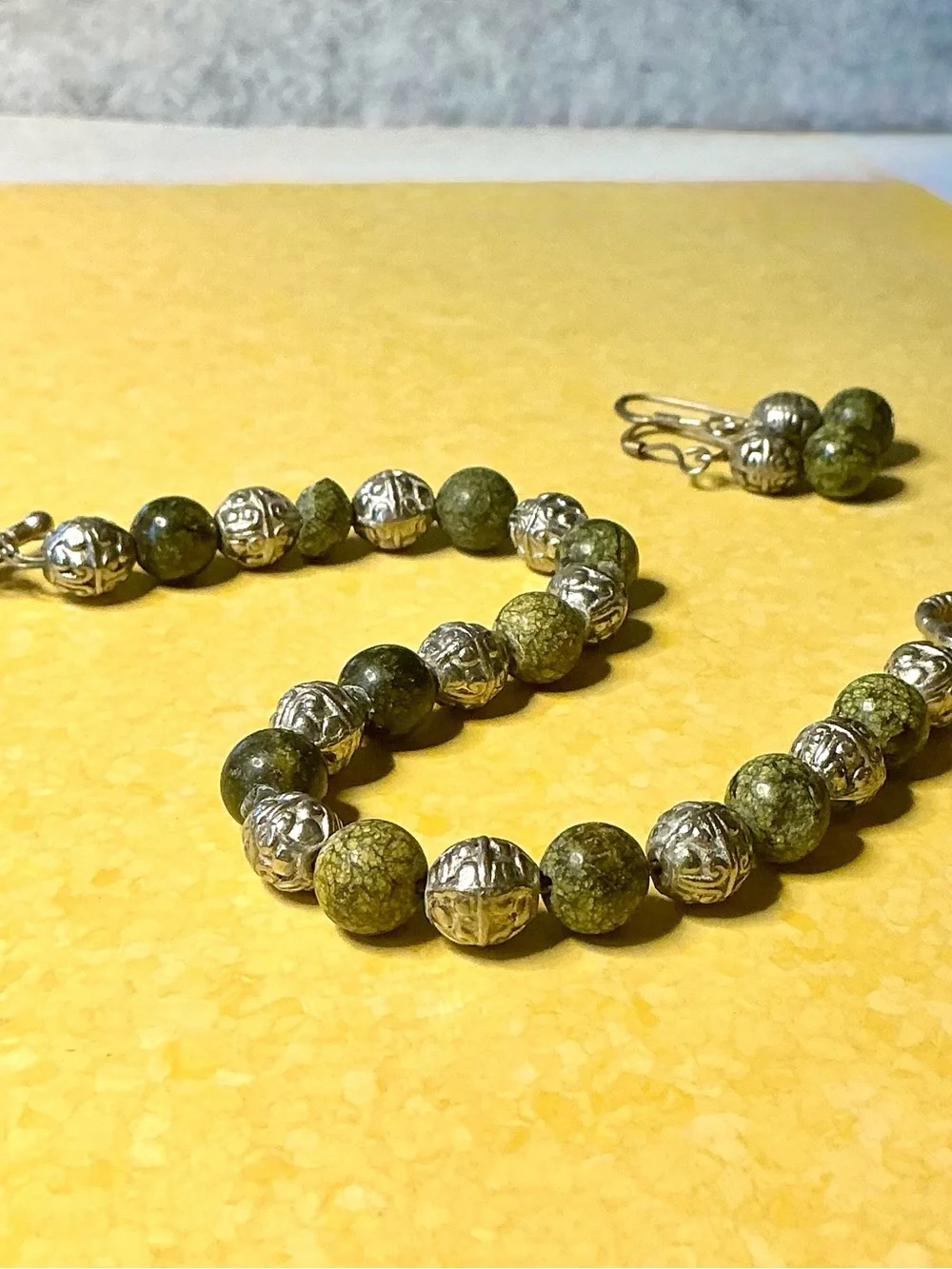 Artisan Jasper & Silver Tone Metal Filigree Beads Bracelet and Earrings Set READ